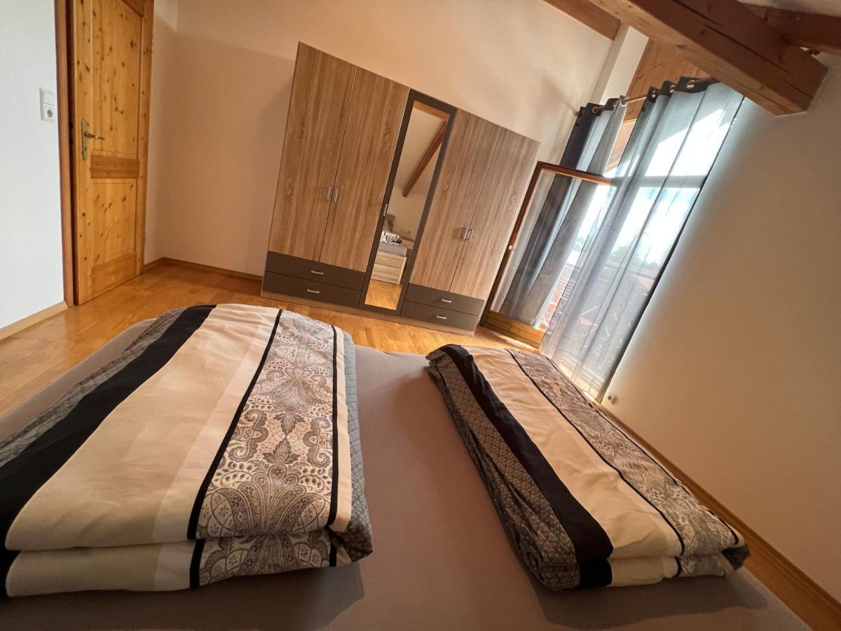 D&R Appartement Bei Rosenheim Eksteriør bilde